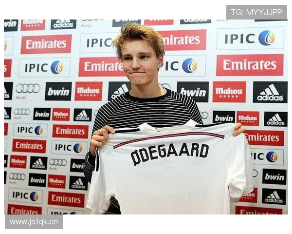 从神童到顶级中场：厄德高的历史定位