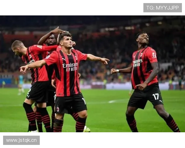 AC米兰中场运转表面正常，关键连接频频断链影响进攻流畅性