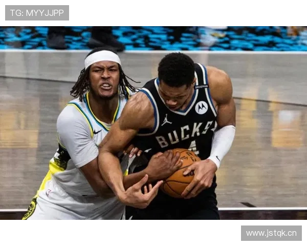 利拉德穿得跟街头滑板少年，球场上却秒变冷血杀手，这对比谁顶得住？